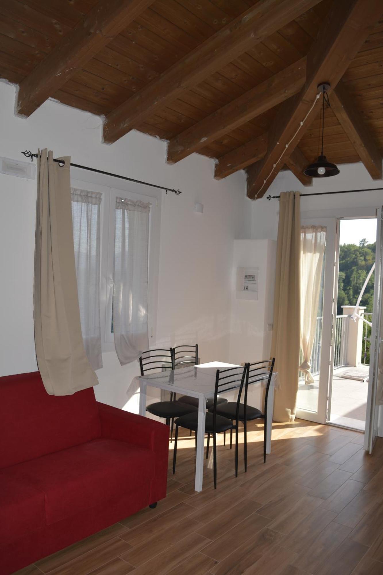 Castagnarossa Casa Vacanze 베베리노 외부 사진